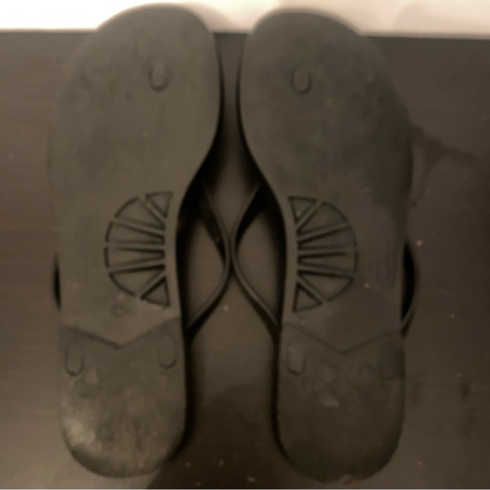 COACH Black Bow Flip Flop Sandals - Picture 4 of 6